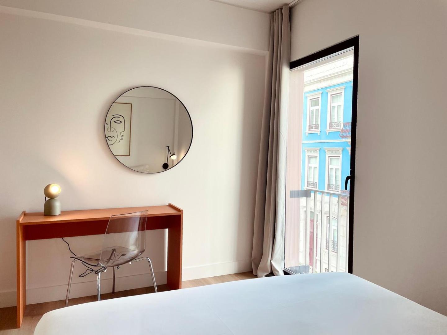 New 2br Fancy Luminous W/ Ac | By Airnest Lisbon